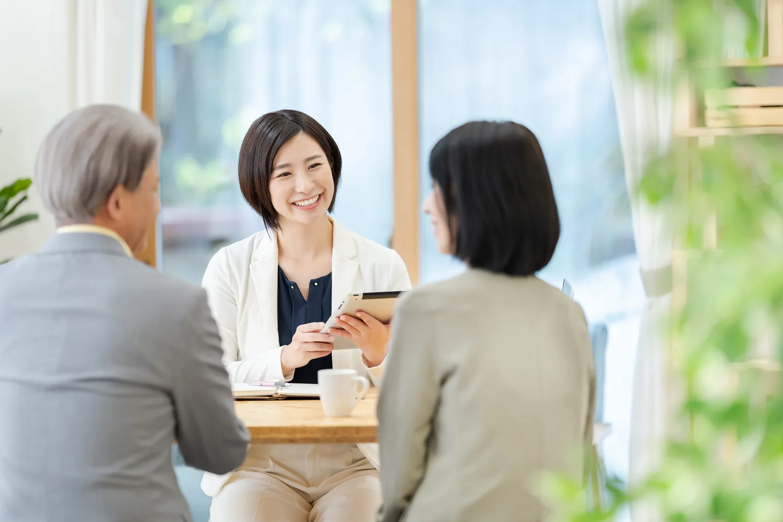 相談しながら方向性を整理する様子